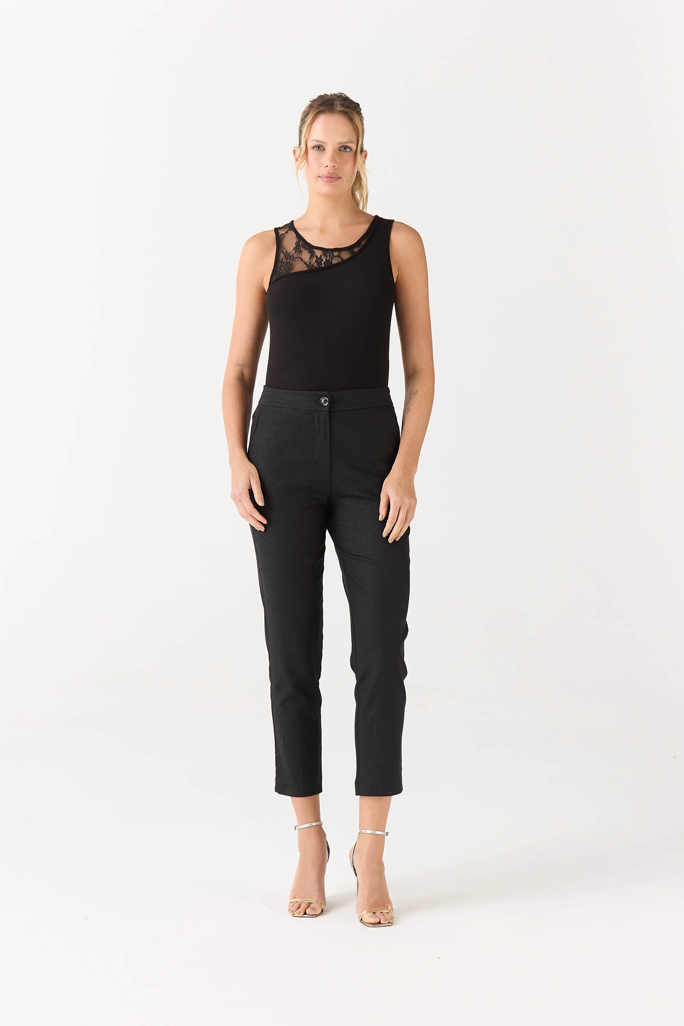 REMERA BERCI NEGRO