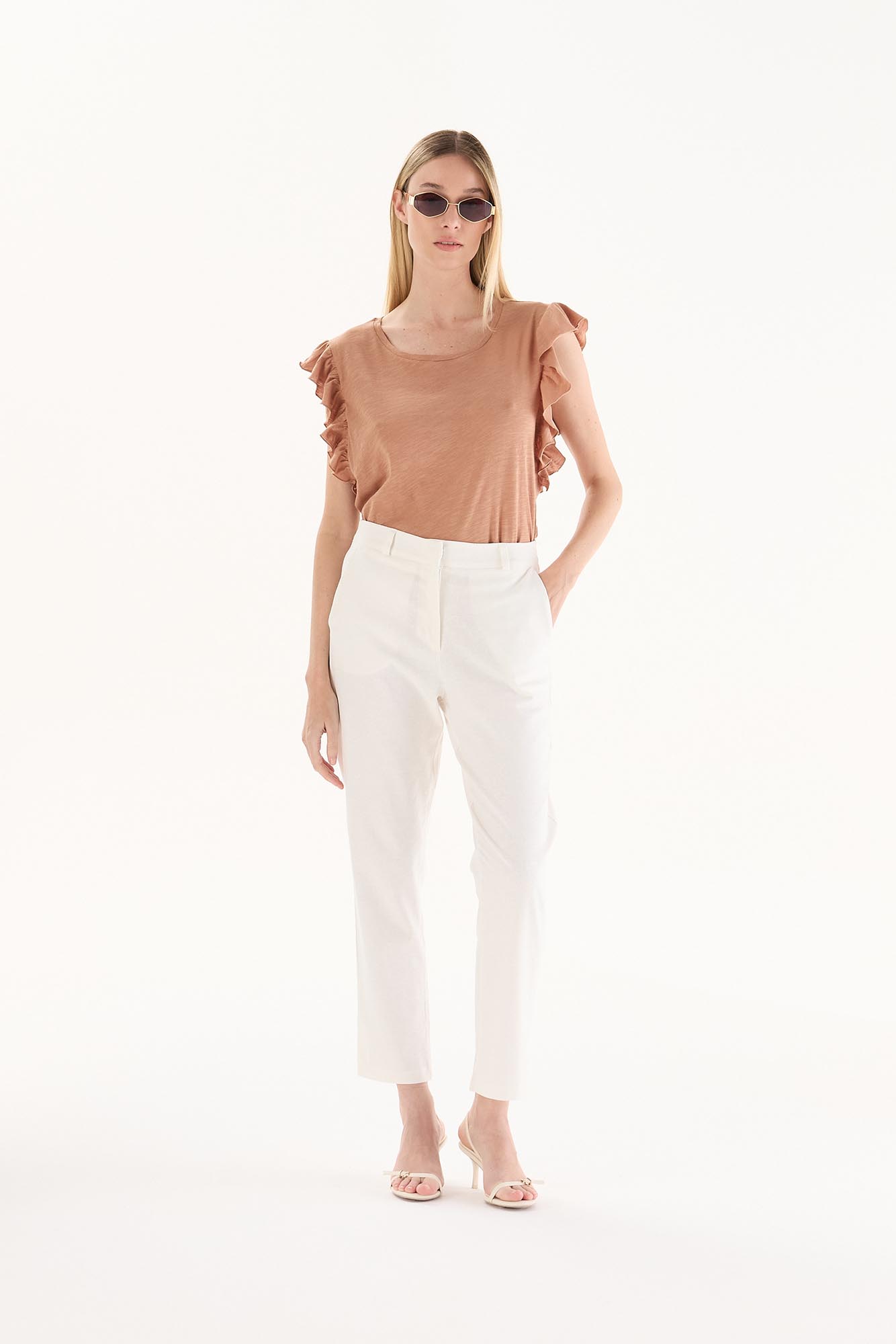 REMERA CARLINA CAMEL