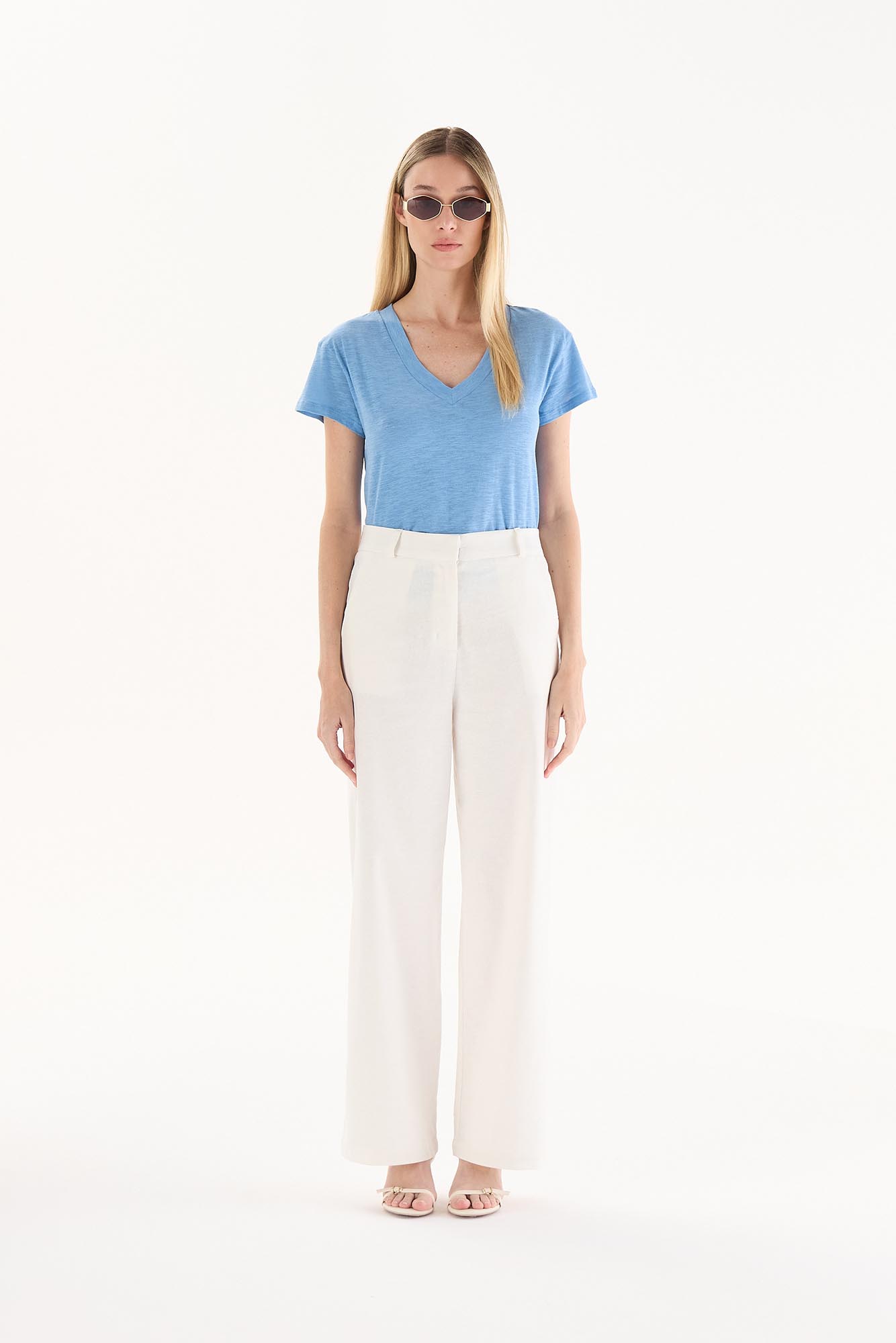 REMERA MARGARITA CELESTE